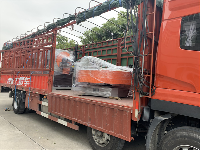 特大喜訊！貝朗自動化彎線機發貨佛山客戶處